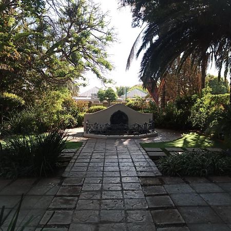 Cecil John Rhodes Guest House Kimberley Ngoại thất bức ảnh