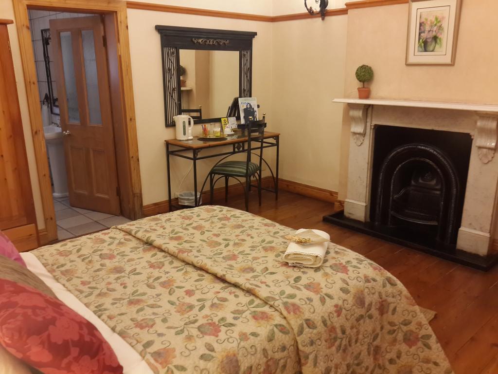 Cecil John Rhodes Guest House Kimberley Ngoại thất bức ảnh